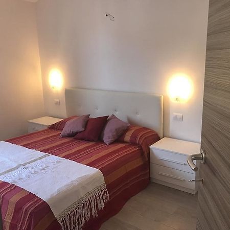 Guest House Montenegro Специя Экстерьер фото