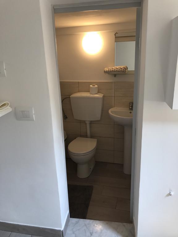 Guest House Montenegro Специя Экстерьер фото