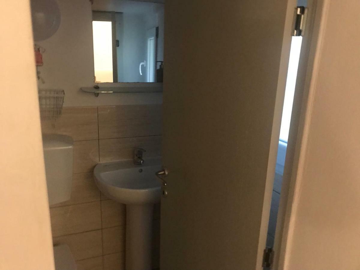 Guest House Montenegro Специя Экстерьер фото